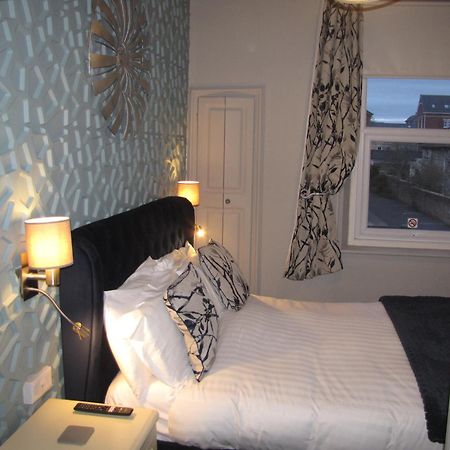 Ashmira Guest House Weymouth Exterior photo