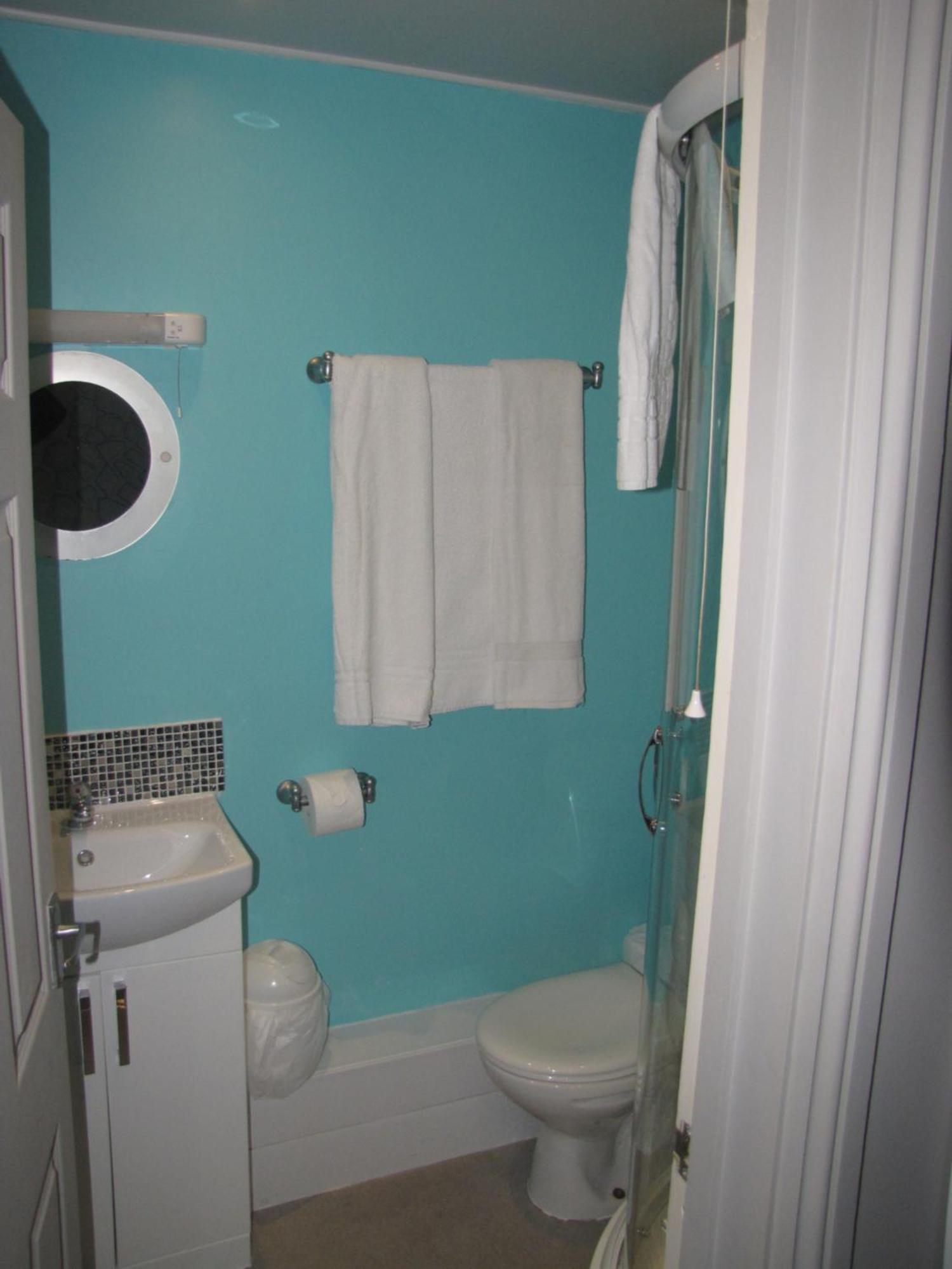Ashmira Guest House Weymouth Exterior photo